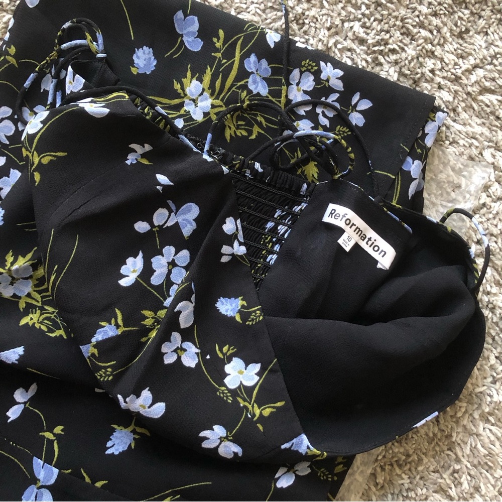 Reformation - Kourtney Black and Lilac Floral Midi Dress - Picture 6 of 9
